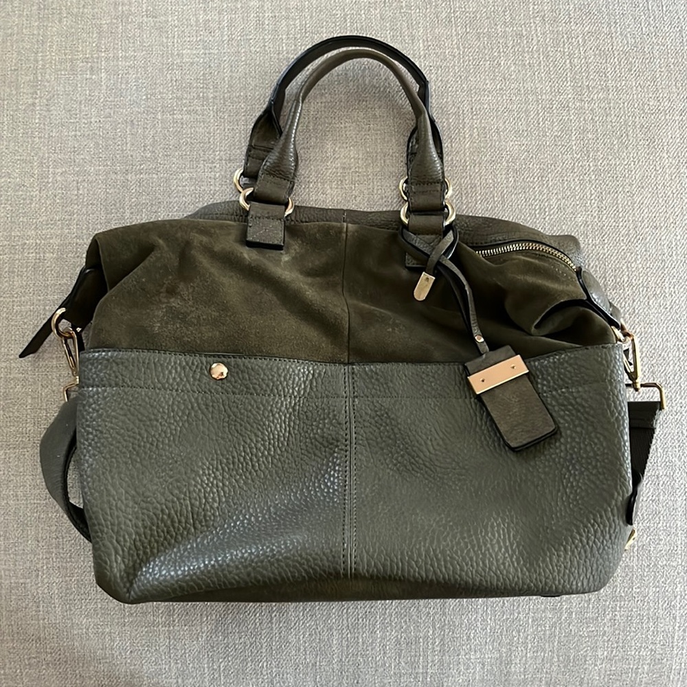 Moda Luxe Leather Purse